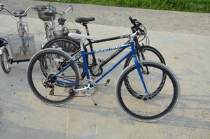 Vélos d'occasion pour femmes avec cadre en acier, jantes en alliage d'aluminium, freins à disque, vitesses 12, roues de 26 pouces - Fabriqués au Japon à vendre - Product Image 3