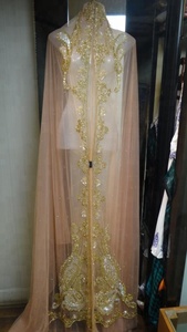 Magnifique Takchita Kaftan de Mariage en Perles de Pierre Marocaine - Product Image 4