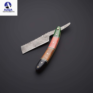 Handmade Damascus Stainless Steel Shaving Razor for Men with Black Body Shaver Design and Safety Grip for Barber Use - Product Image 4