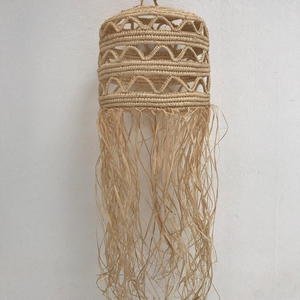 Abat-jour en raphia naturel marocain fait main de haute qualité - Product Image 1