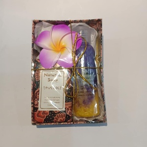 Juego de regalo de boda de aromaterapia 100% hecho a mano de Bali, cantidad de pedido pequeña aceptada - Product Image 1