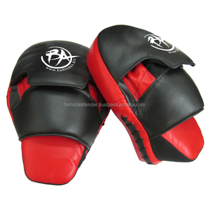 Almohadilla de enfoque de boxeo de cuero personalizada para entrenamiento de mitones y práctica de objetivos de gancho y Jap - Product Image 1