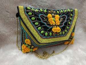 Pochette de soirée perlée brodée à la main de luxe toile et diamant/strass style tendance pour les mariages - Product Image 2