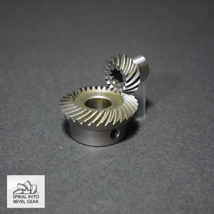 Piezas reductoras de velocidad de engranaje cónico en espiral pequeño personalizado de alta calidad - Product Image 5