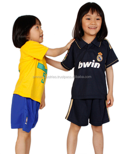 Uniforme de fútbol para niños - Product Image 3