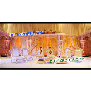 Sillas Mandap de diseño indio para bodas, sillas Mandap Sankheda de madera, conjunto de muebles de boda de oro indio a la venta en EE. UU. - Product Image 1