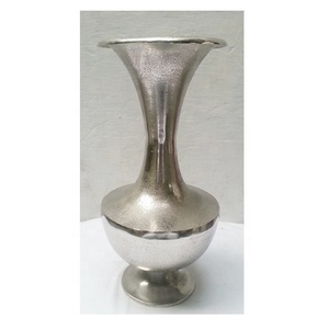 Vase à fleurs décoratif en acier inoxydable et en fer pour hôtels et restaurants avec logo personnalisé - Écologique - Product Image 2