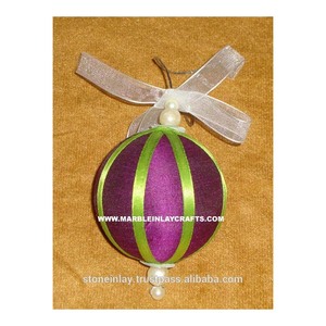 Broderie indienne de Noël à suspendre, ornement de broderie Zari - Product Image 1