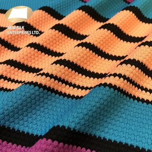 Ananas à rayures colorées, en Polyester spandex, tissu pour la plage - Product Image 2
