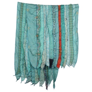 Bufandas de seda vintage de Sari indio multicolor, parches de Sari indio, bufanda reversible, bufanda de rayas de colores, panel de seda vintage - Product Image 1