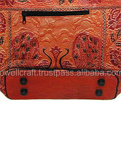 Bolso Tote de Cuero Étnico Hecho a Mano en India, Estilo Shantiniketan - Product Image 2