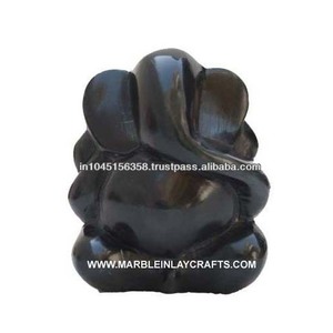 Estatua de Dios Ganesha de mármol negro - Product Image 1