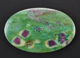 Rubis Fuchsite ovale Cabochon bijoux pendentif pierre naturelle cristal de guérison sculpté pierre précieuse dans le Style d'amour - Product Image 2