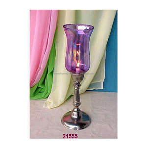 Lampe bougie en verre violet Article décoratif pour la maison - Product Image 1