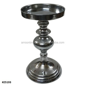 เชิงเทียนโลหะอลูมิเนียมแบบนูนแบบโบราณทำด้วยมือแบบเรียบง่าย - Product Image 5