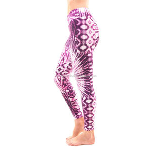 Vêtements de mode en gros Leggings imprimés pour femmes actives et élégantes - Product Image 3