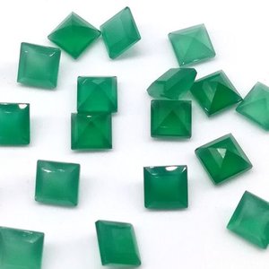 4mm naturel vert onyx princesse coupe pierres précieuses en vrac prix de gros pierres pour la fabrication de bijoux du fabricant en ligne usine - Product Image 1