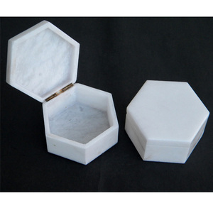 Caja de Joyería de Estilo Rústico para Anillos, Diseño Nuevo, de Piedra Blanca, Geométrica, Hexagonal, Esmaltada - Product Image 1