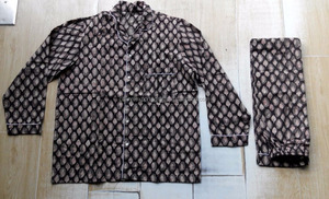 Ensemble de pyjama en tissu imprimé à la main de haute qualité, avec chemise boutonnée et pantalon à taille élastique, vêtements de nuit pour femmes - Product Image 2