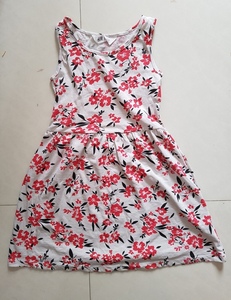 Tenue pour fille super fantaisie 100% coton, qualité d'exportation multicolore pour le printemps, stock de vêtements pour enfants - Product Image 6