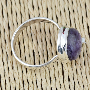 Bague en argent sterling 925 avec pierres précieuses charoite violettes rondes avec bague à la mode plaquée argent pour cadeau de mariage. - Product Image 3