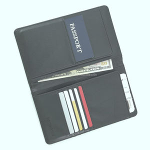 Portefeuille de voyage facile à transporter pour plus de commodité - Product Image 1