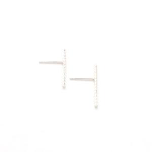 Magnifiques boucles d'oreilles à barrette en argent sterling 925 faites à la main pour les femmes élégantes - Product Image 1