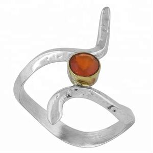 Anillo de diseñador de Plata de Ley 925, ajuste de bisel de piedras preciosas de cornalina naranja, joyería de boda chapada en plata de moda para mujer - Product Image 1