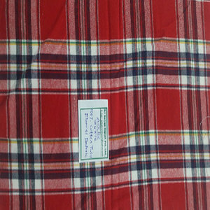 Hilo de sarga de algodón 100% de alta calidad, teñido y tejido para camisas y prendas de vestir, hecho en La India para niños, hilo peinado - Product Image 1