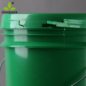 Cubo de Plástico Cuadrado de 20 Litros con Tapa para Envasado de Aceite de Motor - Product Image 6