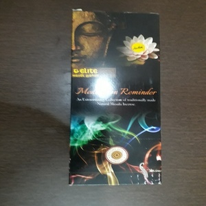 Bâtonnets d'encens collections faites à la main pack sreevani parfum bâtons d'encens 12 mélange arômes paquet cadeau d'Inde. - Product Image 3