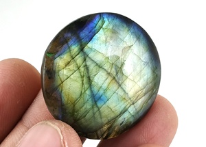 Piedra preciosa suelta de forma redonda cabujón de Espetrolita de labradorita Natural hecha a mano para la fabricación de joyas envueltas en alambre - Product Image 3