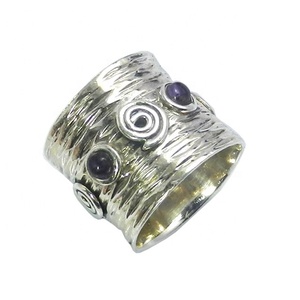 Vente en gros de nouvelle bague de méditation en argent sterling 925 à la mode avec bagues d'éternité en vermeil avec améthyste - Product Image 1