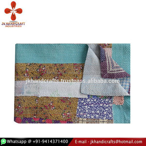Couverture Kantha en coton indien Sari Patchwork Kantha Quilt Vintage Handmade - Product Image 2