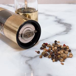 เครื่องบดเกลือและพริกไทยแบบมือหมุนสแตนเลสสตีล [Holar] รุ่นใหม่ ดีไซน์หินอ่อนสีดำและสีทอง - Product Image 3