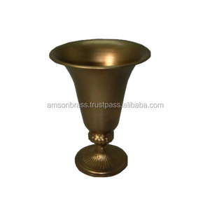 Vase à fleurs en métal pour la décoration intérieure et le salon Vase à fleurs en aluminium fait à la main vintage pour la décoration de la chambre - Product Image 2
