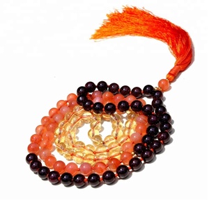 Collier Mala noué 108 perles rondes artisanales 3 pierres précieuses Chakra avec grenat Style classique unisexe pour les fêtes et les cadeaux - Product Image 1
