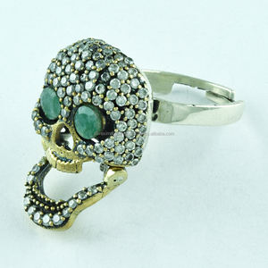 แหวนพลอยเซอร์โคเนียทรงกะโหลกมรกต925อัญมณีสีเงินสเตอร์ลิงสองสี - Product Image 3