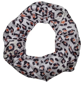 Wholesale 100% Viscose Infinity Loop Scarf Elegant Printed Design Soft Elegant for Winter Season Traditional Scarves Shawls for - Product Image 3