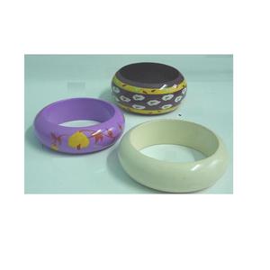 Brazaletes de Madera Pintados a Mano, Joyería de Moda Disponible en Todos los Colores, Incluidos Blanco y Morado - Product Image 3