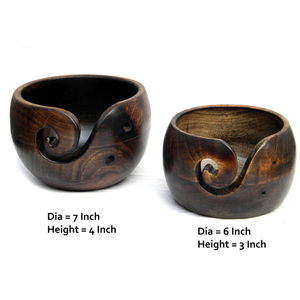 Cuenco de hilo de madera para tejer mango madera de teca con ganchillo tallado a mano - Product Image 1