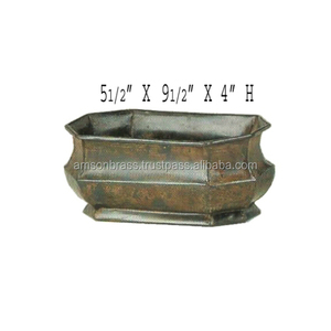 Macetero de Metal decorativo en relieve - Product Image 5