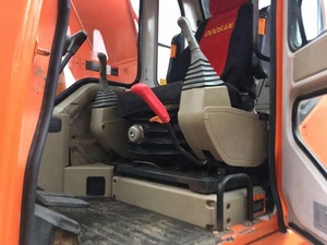 Excavadora sobre orugas hidráulica Doosan hecha en Corea dh225 - Product Image 6