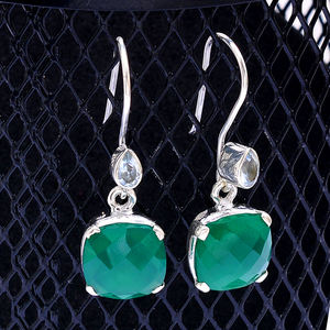 ต่างหูลวดอัญมณีโอนิกซ์ทำด้วยมือ925เงินสเตอร์ลิงรูปทรงเบาะสีเขียวชุบทองสำหรับงานแต่งงานเครื่องประดับ Casa de Plata - Product Image 4