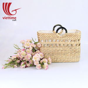 Bolso de mano de jacinto de agua de nuevo diseño 2019, bolso de mano de paja con cierre abierto con decoración Floral, bolso de compras al por mayor de Vietnam - Product Image 1