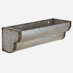 กระถางต้นไม้ติดผนังโลหะชุบสังกะสีแบบขอบหยัก - Product Image 1