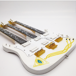 กีตาร์ไม้จิ๋วและกีตาร์งานฝีมือของขวัญแบบสามคอ - Product Image 5