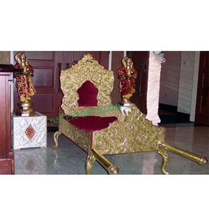 Boda India Oro Metal Palki M Boda dorada Latón Metal Abierto Doli Fabricante y exportador Reino Unido - Product Image 1