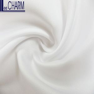 ผ้าซับในซาตินโพลีเอสเตอร์100% สำหรับเด็กชายและเด็กหญิงลายย้อมสีล้วน - Product Image 2