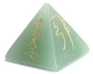 High Quality Green Aventurine Engraved Reiki Pyramids Wholesaler and Manufacturer of Crystal Product 4 Sided Reiki Crystal